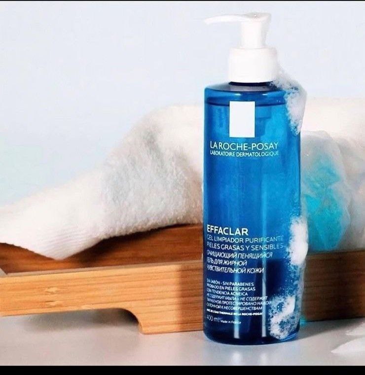 غسول منظف عميق للبشرة من La Roche-Posay