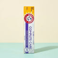 معجون أسنان Arm & Hammer لتنظيف وحماية الأسنان